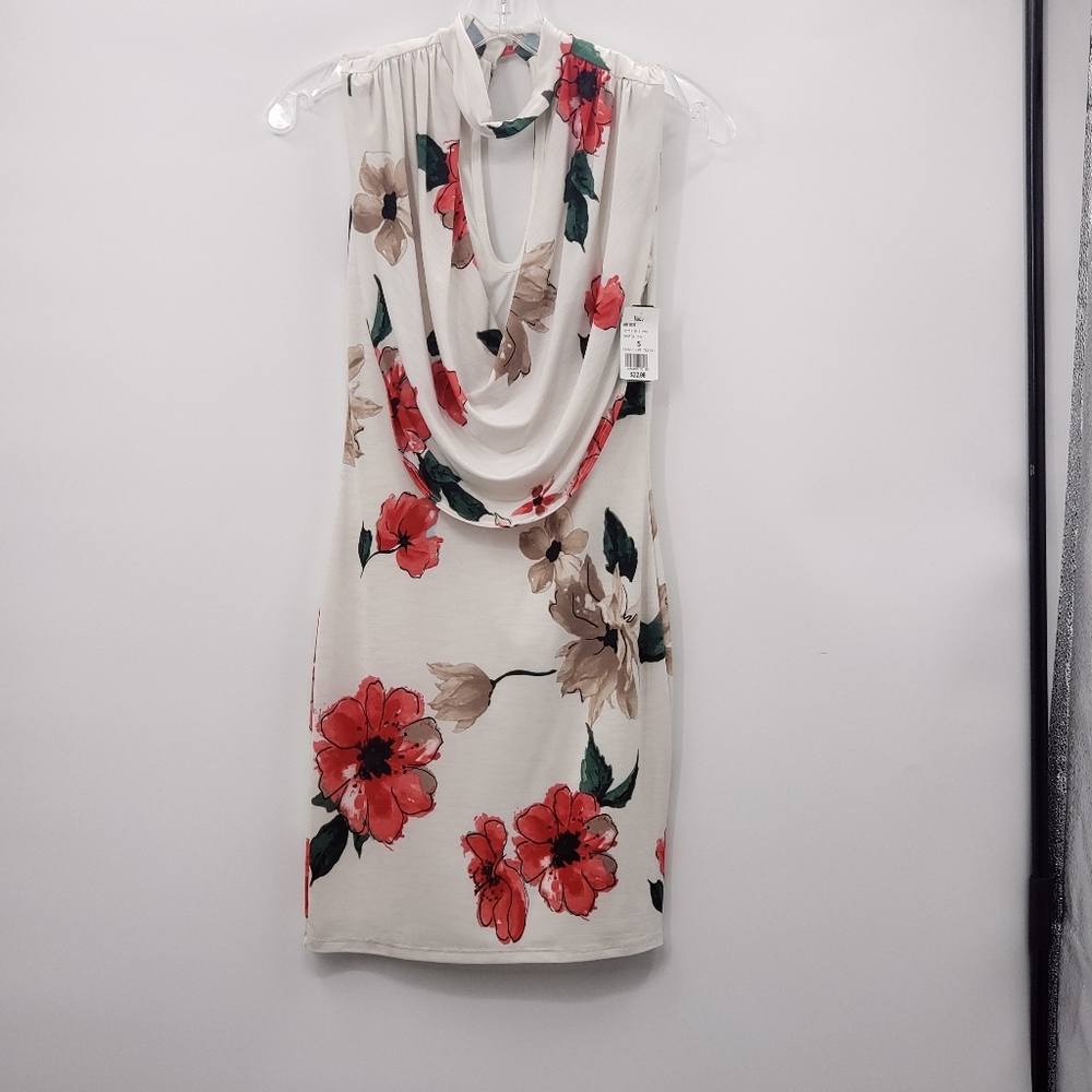 NEW WITH TAGS FLOWER DRESS